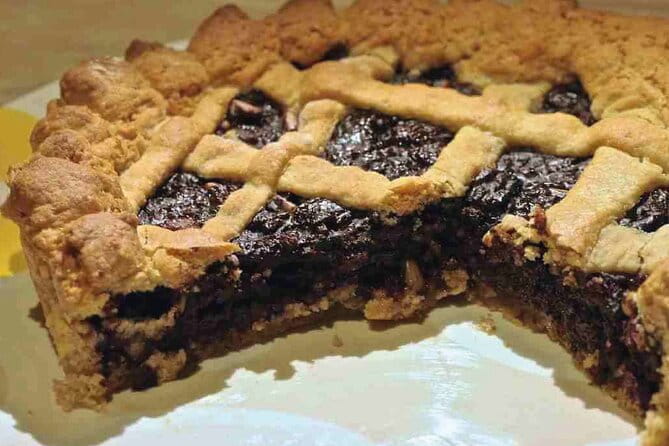 Pisa Walking Tour with Audio and Written Guide by a Local - Climbing and Exploring the Iconic Monuments