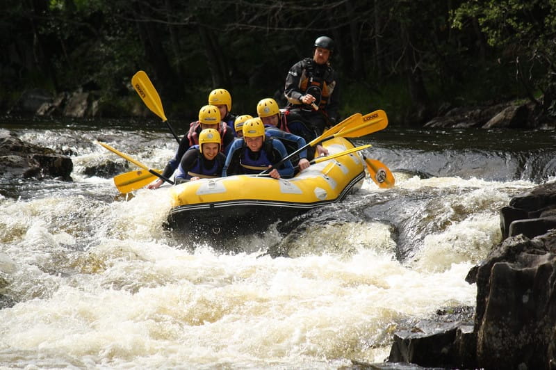 Pitlochry, Scotland: Summer White Water Rafting Tour - Navigating the Grade 3 and 4 Rapids