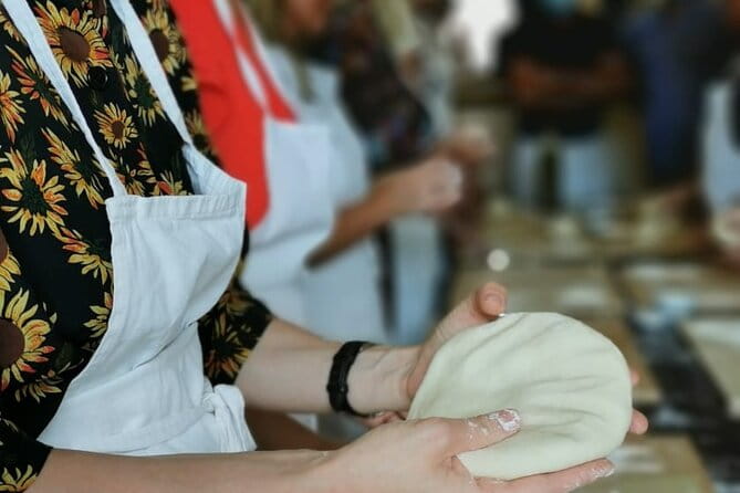 Pizza Masterclass and Wine Tour in the Minardi Vineyard - The Heart of the Experience: Pizza Masterclass