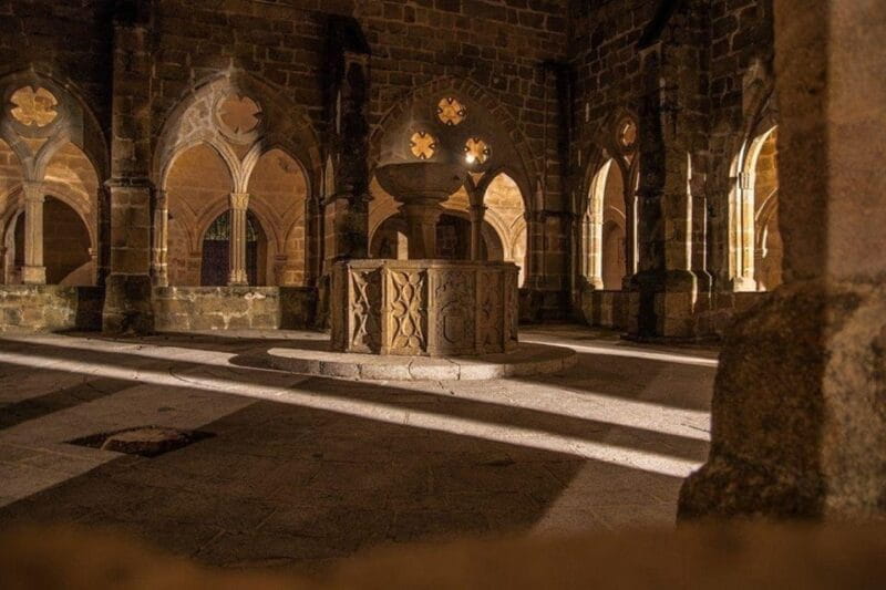 Plasencia: Cathedral Visit and City Highlights Guided Tour - Who Will Love This Tour?