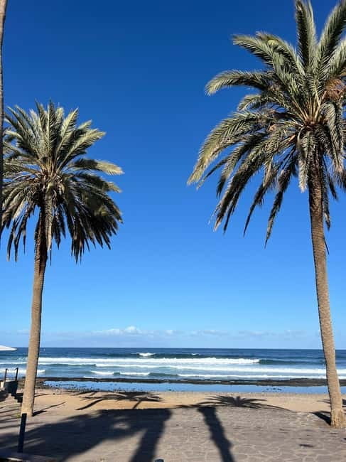 Playa de las Americas: lezione di surf con tutto incluso - Authenticity and Local Flavor