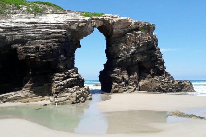 Playa De Las Catedrales Y Ribadeo Desde Lugo - Exploring Galicia’s Coastal Marvels on a Guided Day Trip