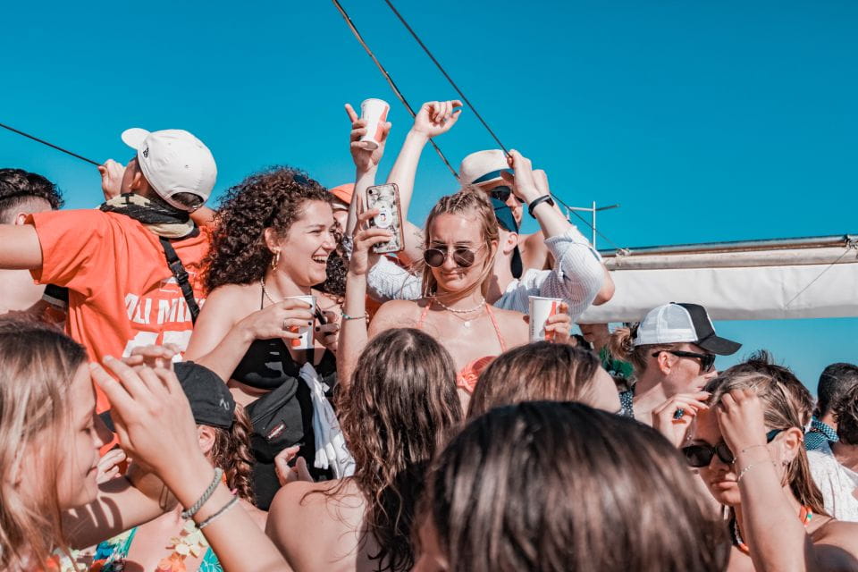 Playa De Palma: Boat Party With Dj, Buffet, and Entertainment - Itinerary and Experience