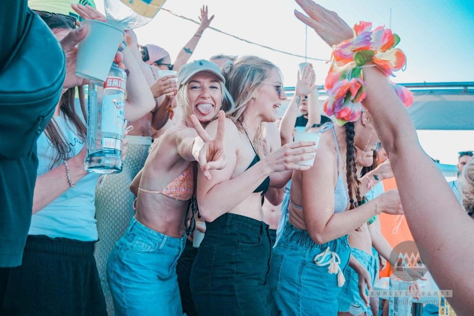 Playa De Palma: Boat Party With Dj, Buffet, and Entertainment - Onboard Highlights