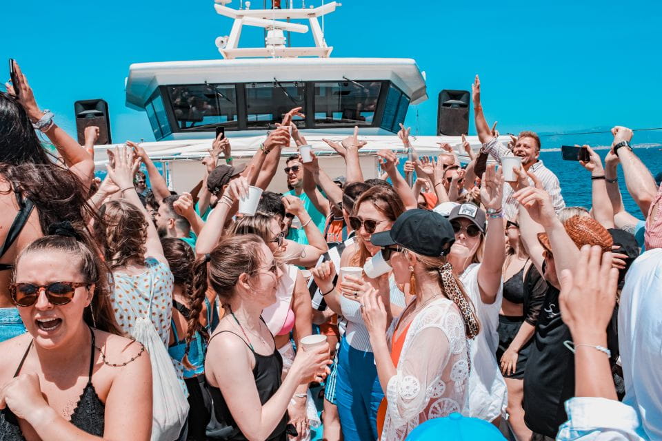 Playa De Palma: Boat Party With Dj, Buffet, and Entertainment - Recommendation for Alternative Tour