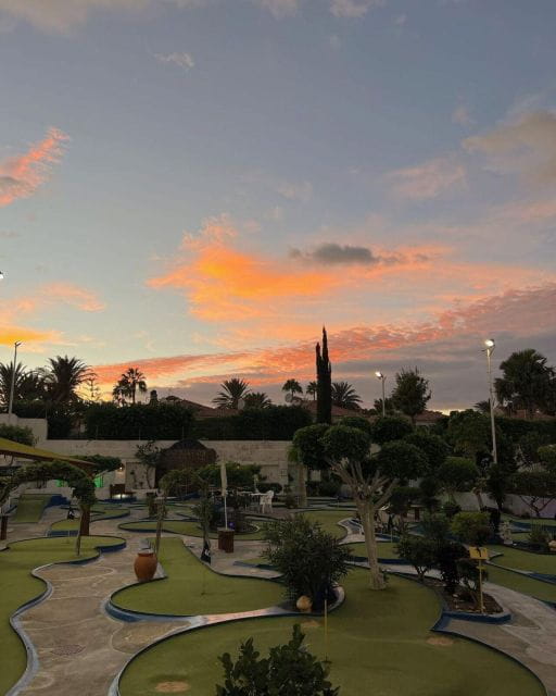 Playa Del Inglés: Minigolf Taidia - Inclusions and Provisions