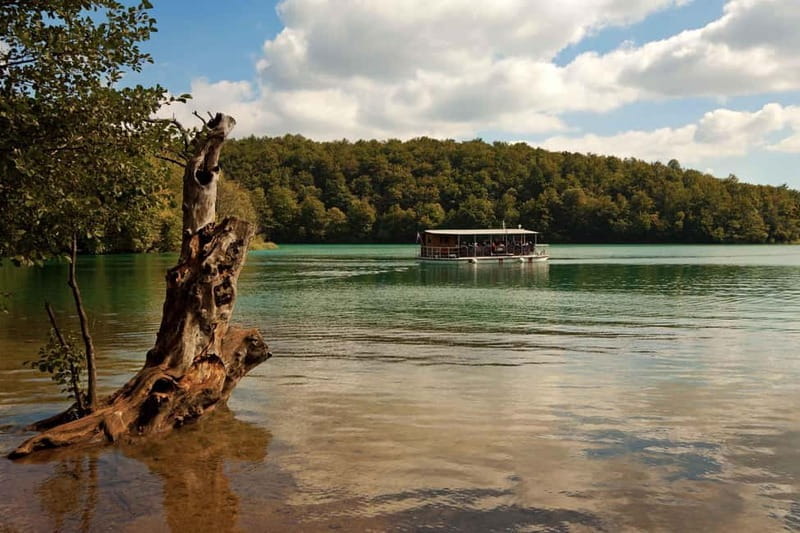Plitvice Lakes: Guided Walking Tour with Train and Boat Ride - The Final Stretch: Return and Reflection