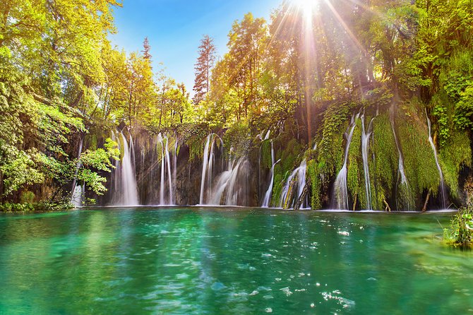 Plitvice Lakes National Park Guided Day Tour From Split - Exploring the Upper Lakes
