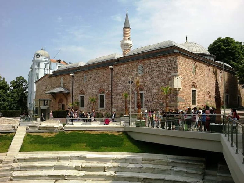 Plovdiv: 2-Hour Sightseeing Walking Tour - Djumaya Mosque and Cultural Diversity