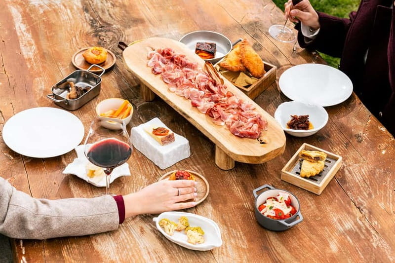 Polignano a Mare: Aperitivo in masseria with typical Apulian products - Who should consider this experience?