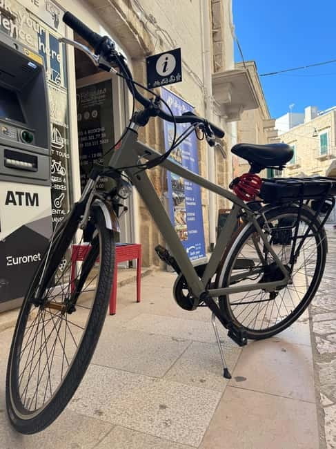 Polignano a Mare: E-Bike rental - The Sum Up