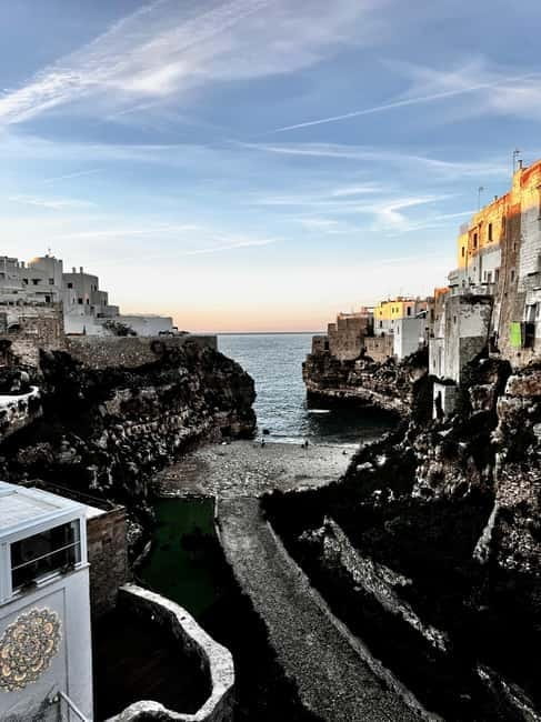 Polignano a Mare: Guided walking tour - Entering the Heart of Polignano a Mare