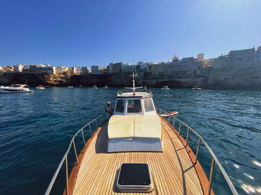 Polignano a Mare: Private Gozzo Boat Tour of the Caves - Parking and Transportation Information