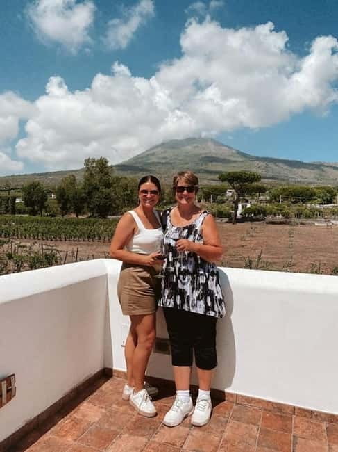 Pompei: Vesuvius Vineyards Tour with Wine Tasting and Lunch - Scenic Walks and Vesuvius Views