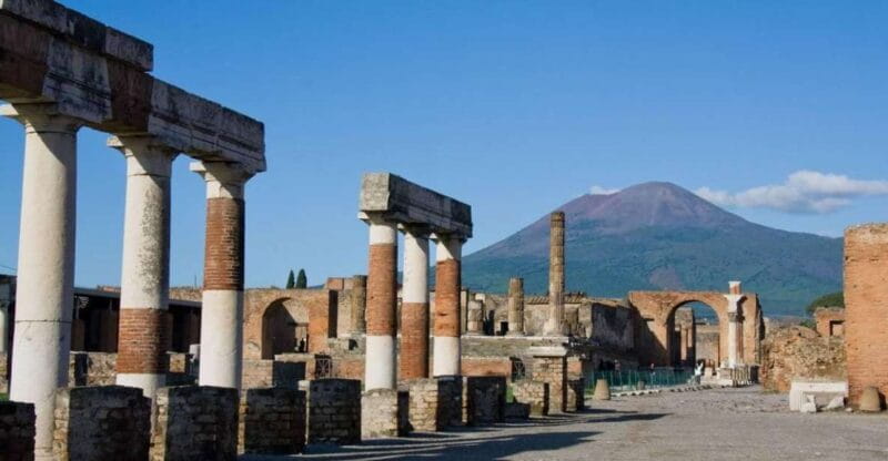 Pompeii: 2-Hour Walking Tour with professional guide - Who Should Consider This Tour?