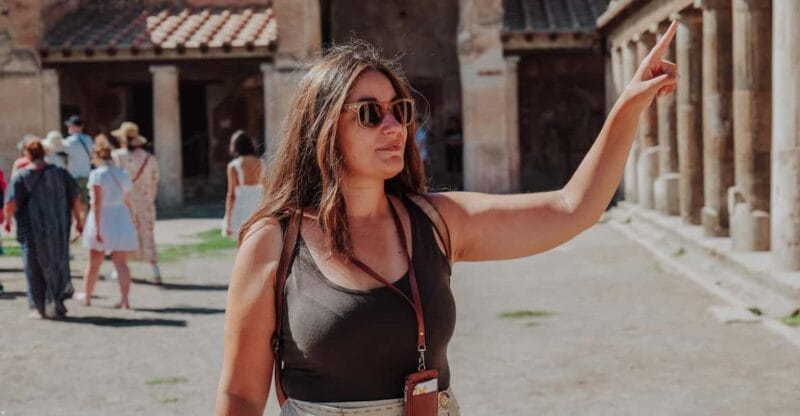 Pompeii 3hours Villa of Mysteries tour with an Archaeologist - Exploring Pompeii’s Private Residences: The House of the Vettii and House of Menander