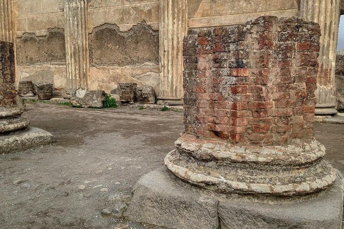 Pompeii and Amalfi Coast Private Day Trip With Pick up - Exploring Pompeii