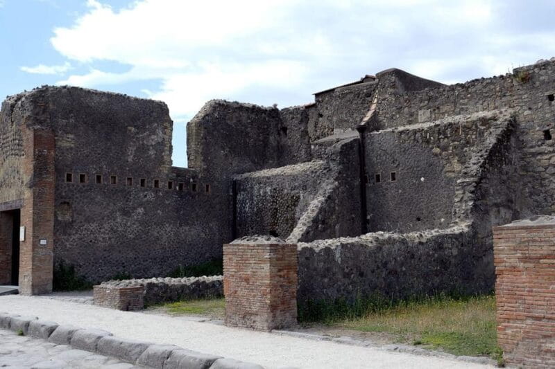 Pompeii and Herculaneum 8 hour private tour from Sorrento - Entering Pompeii: A City Frozen in Time