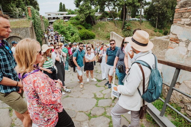 Pompeii and Herculaneum small group excursion from Sorrento - Exploring Herculaneum: A Well-Preserved Treasure