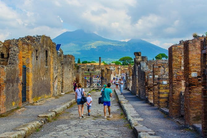 Pompeii and Herculaneum small group tour - skip the line - FAQ