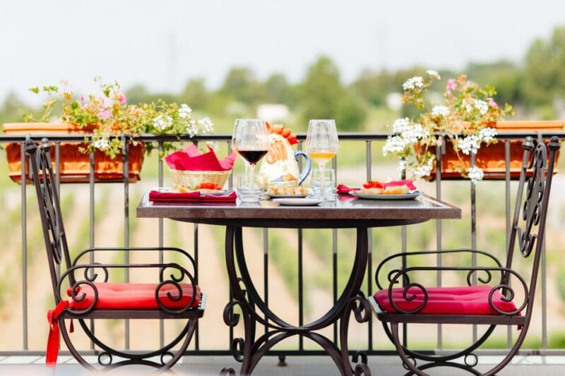 Pompeii and Wine Tasting Tour - A Relaxed and Tasty Lunch with Wine Tasting