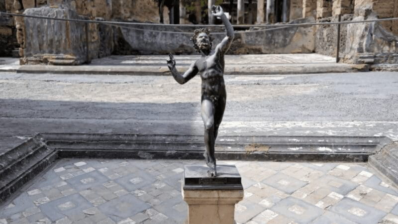 Pompeii Audioguide - TravelMate app for your smartphone - Price, Logistics, and Accessibility