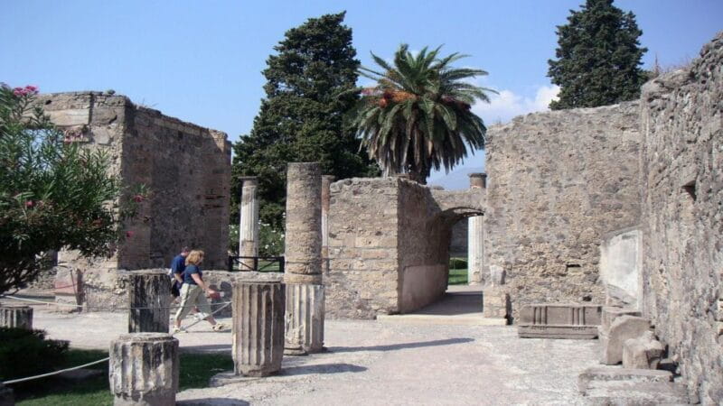 Pompeii Half-Day Coach Tour from Sorrento - FAQ