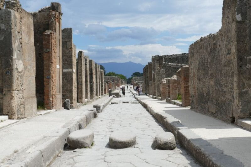 Pompeii half-day tour - Skip the line ticket from Sorrento - FAQ