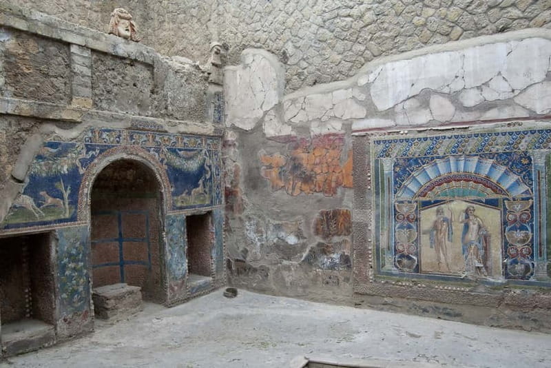 Pompeii & Herculaneum Tour with an archeologist - Who Should Consider This Tour?