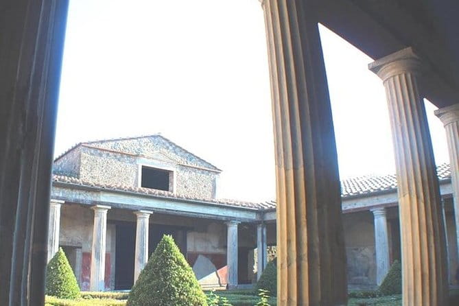 Pompeii & Herculaneum Trip from Rome with Hotel Pick Up & Skip-the-Line Tickets - Who Will Appreciate This Tour Most?