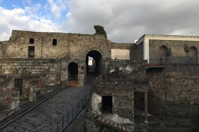 Pompeii-Herculaneum-Wine tour from Sorrento, with licensed guide included - Who Will Love This Tour?