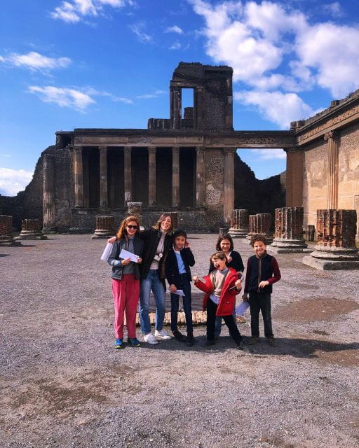 Pompeii: Kids and Teens Tour with Archaeologist Guide - Walking Through Pompeii’s Streets and Homes