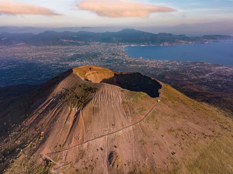 Pompeii: Mount Vesuvius Crater Transfer with Ticket - Who Will Love This Experience?