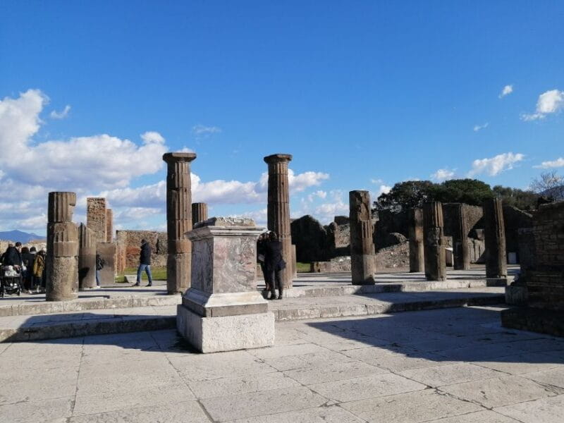 Pompeii: Private Guided Tour with an archeologist - Discover Pompeii with a Private Archaeologist Tour