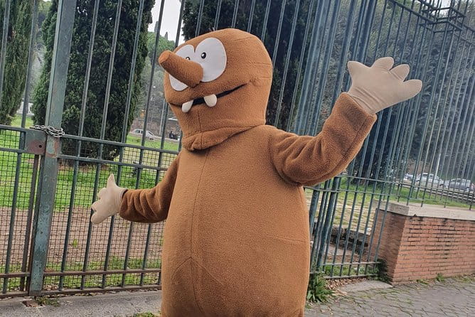 Pompeii: Private Tapsy Tour for Families with Kids - Visiting the Amphitheatre: A Highlight for Kids and Adults