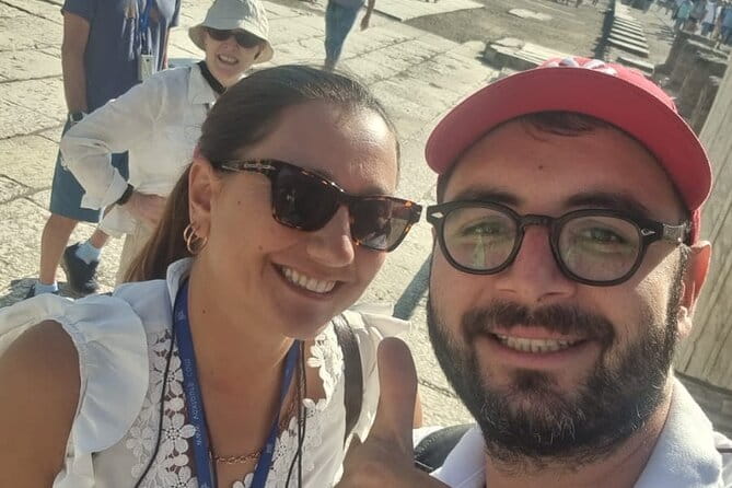 Pompeii private tour with expert guide in archaeology - FAQs