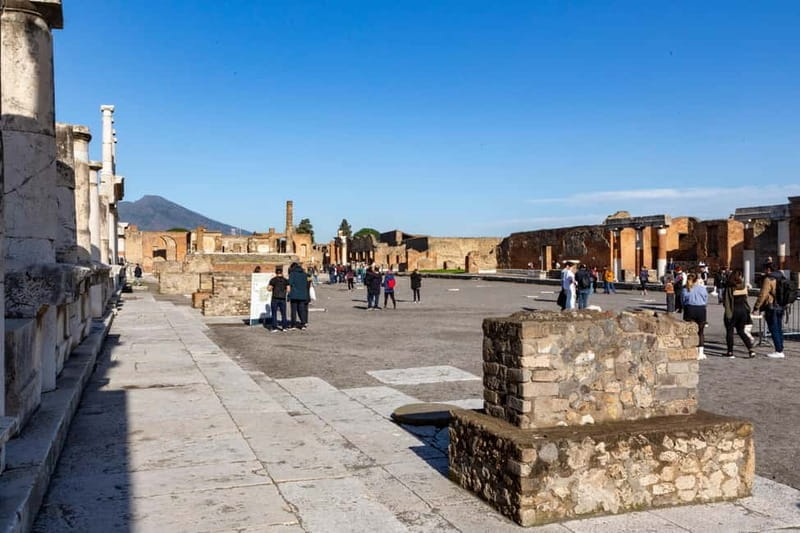 Pompeii Ruins Tour and Shopping at MaxiMall  Private Tour - Final Thoughts: Who Will Love This Experience?