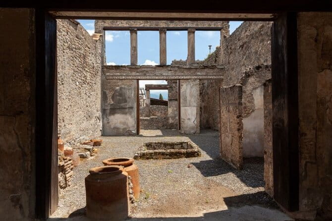 Pompeii: Skip-the-Line Entry Ticket with Digital Audio Guide - Exploring Pompeii with a Digital Audio Guide: What to Expect
