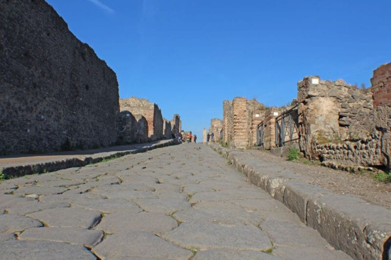 Pompeii: Skip-the-Line Tickets and Tour with Archaeologist - FAQ