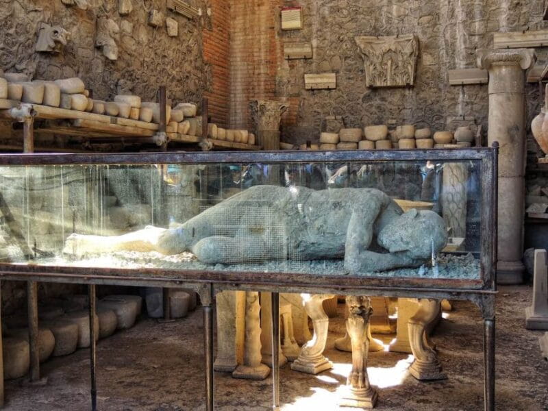 Pompeii: The Daily Life of Ancient Pompeii Private Tour - Logistics and Practicalities