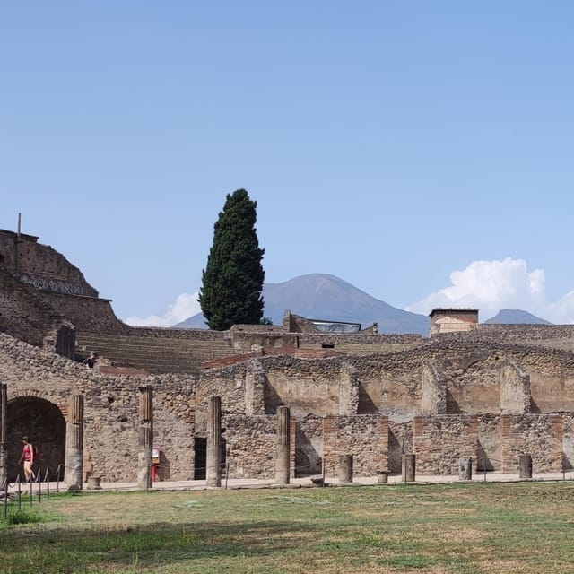 Pompeii Tour with Archaeological Expert and Lunch - FAQ
