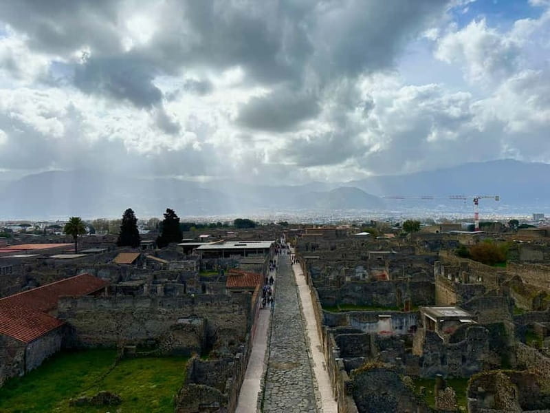 Pompeii: walking tour with an archeological guide - FAQ about the Pompeii Walking Tour with an Archeological Guide