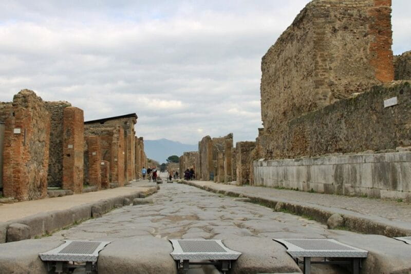 Pompeii Wheelchair Accessible Private Tour - Key Points / Takeaways