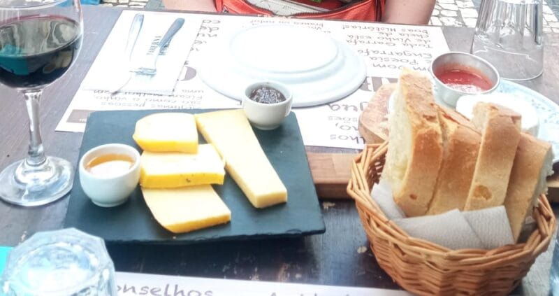 Ponta Delgada: Fat Dolphin Food Tours - A Traditional Azorean Fish Lunch