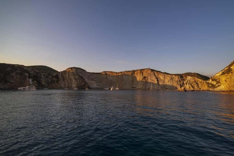 Ponza: Sunset by boat with aperitif and swim at Chiaia di Luna - FAQ