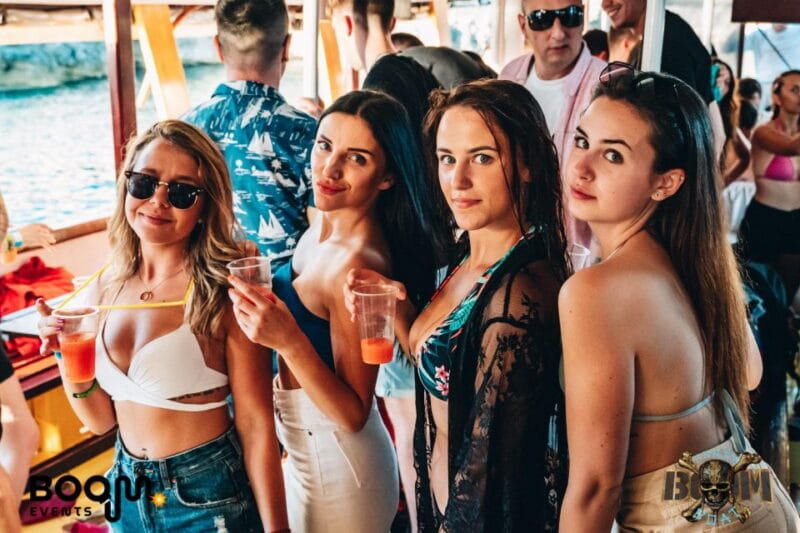 Pore: Boat Party Cruise with Drinks, DJ, and After-Party - The Bottom Line