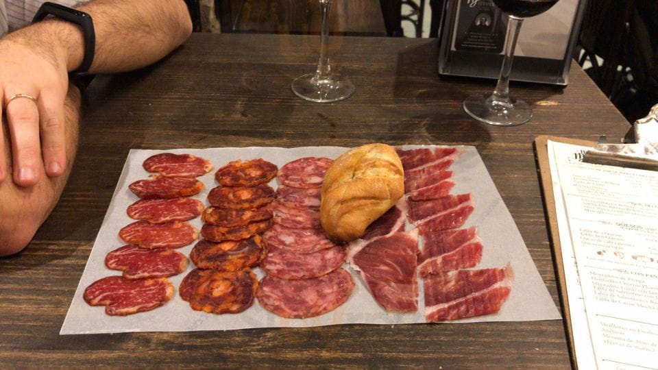Pork Paradise: Iberian Gastronomy Tour - Sevilla Tapas Culture