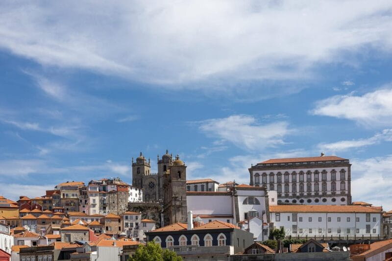 Port: Photo sessions in the city of Porto for groups or individuals. - A Personal Look at Porto’s Photo Sessions: Capturing the Charm