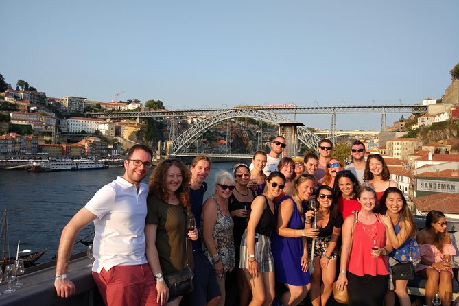 Port Wine Lodges Tour Including 7 Portwine Tastings (English) - Meeting Point and Duration