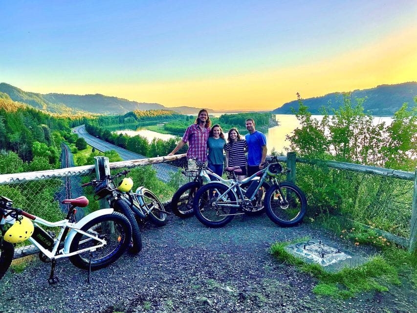 Portland: Scenic Self-Guided E-Bike Tour at Multnomah Falls - Scenic Waterfalls Along the Route